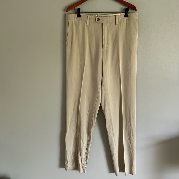 Tommy Bahama Men’s Silk Blend Khaki Pants Size 36 x 34 - Picture 1 of 10